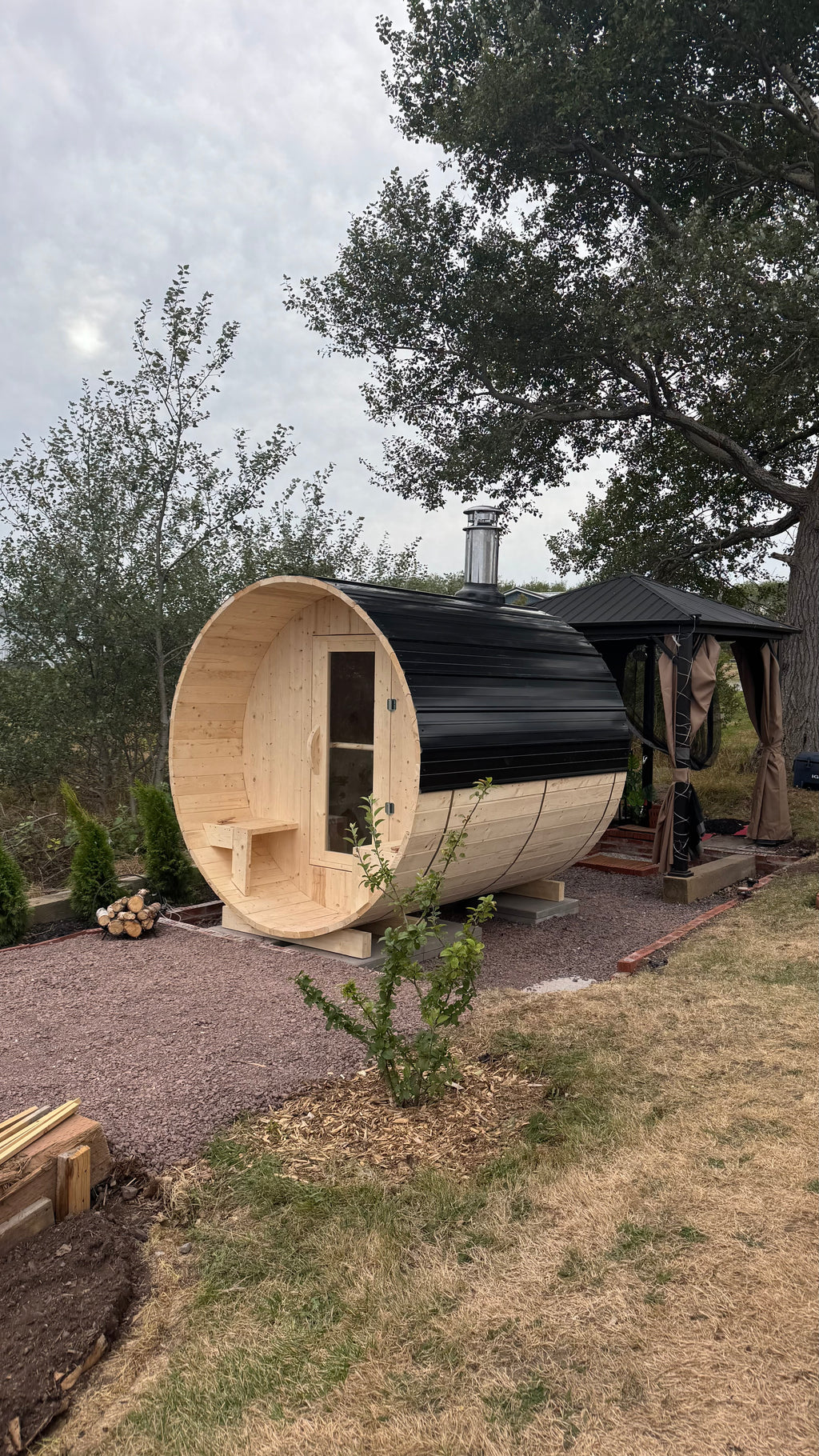 Barrel Sauna 7x8 With Porch 4 person