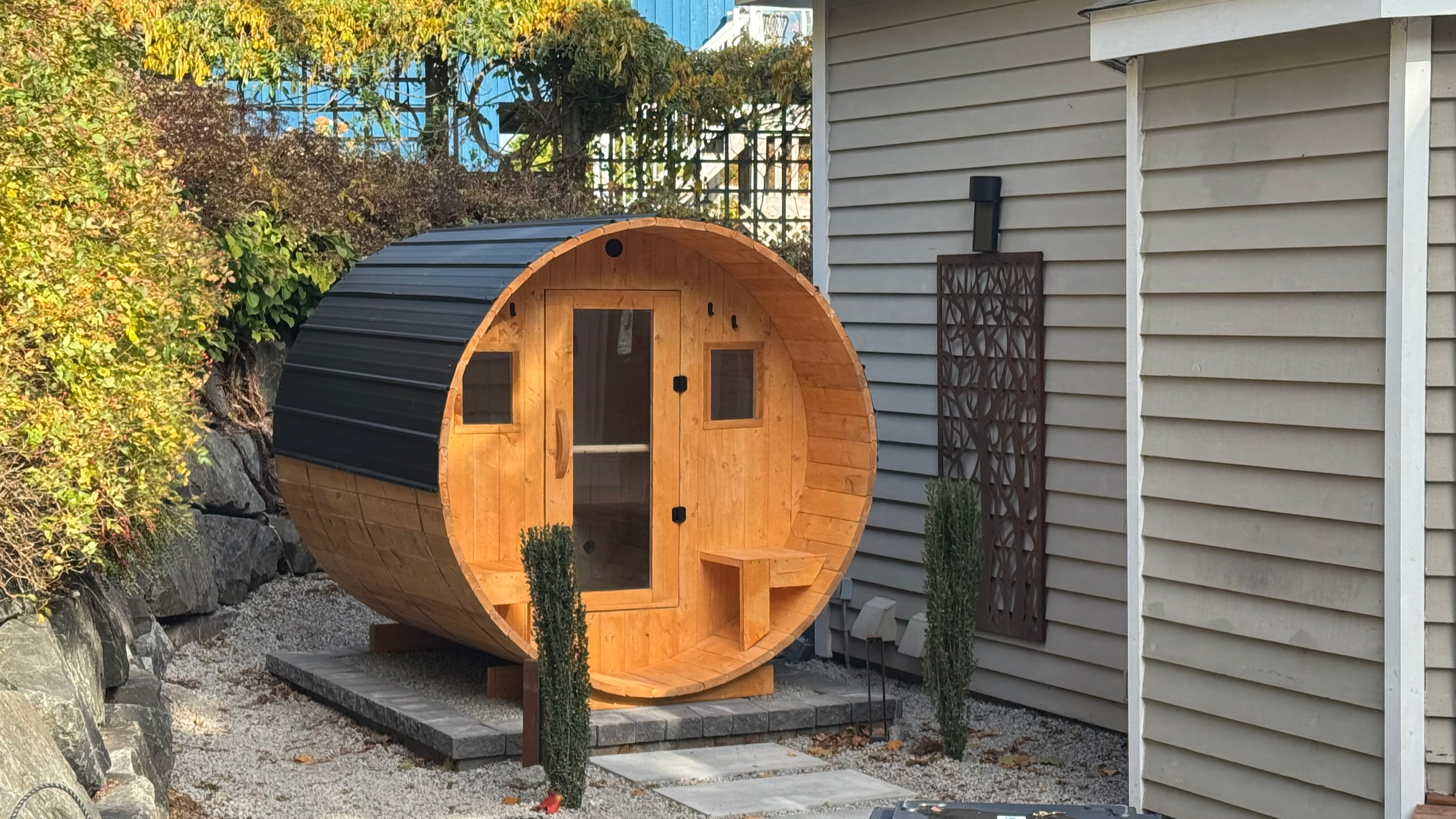 Barrel Sauna 7x8 With Porch 4 person