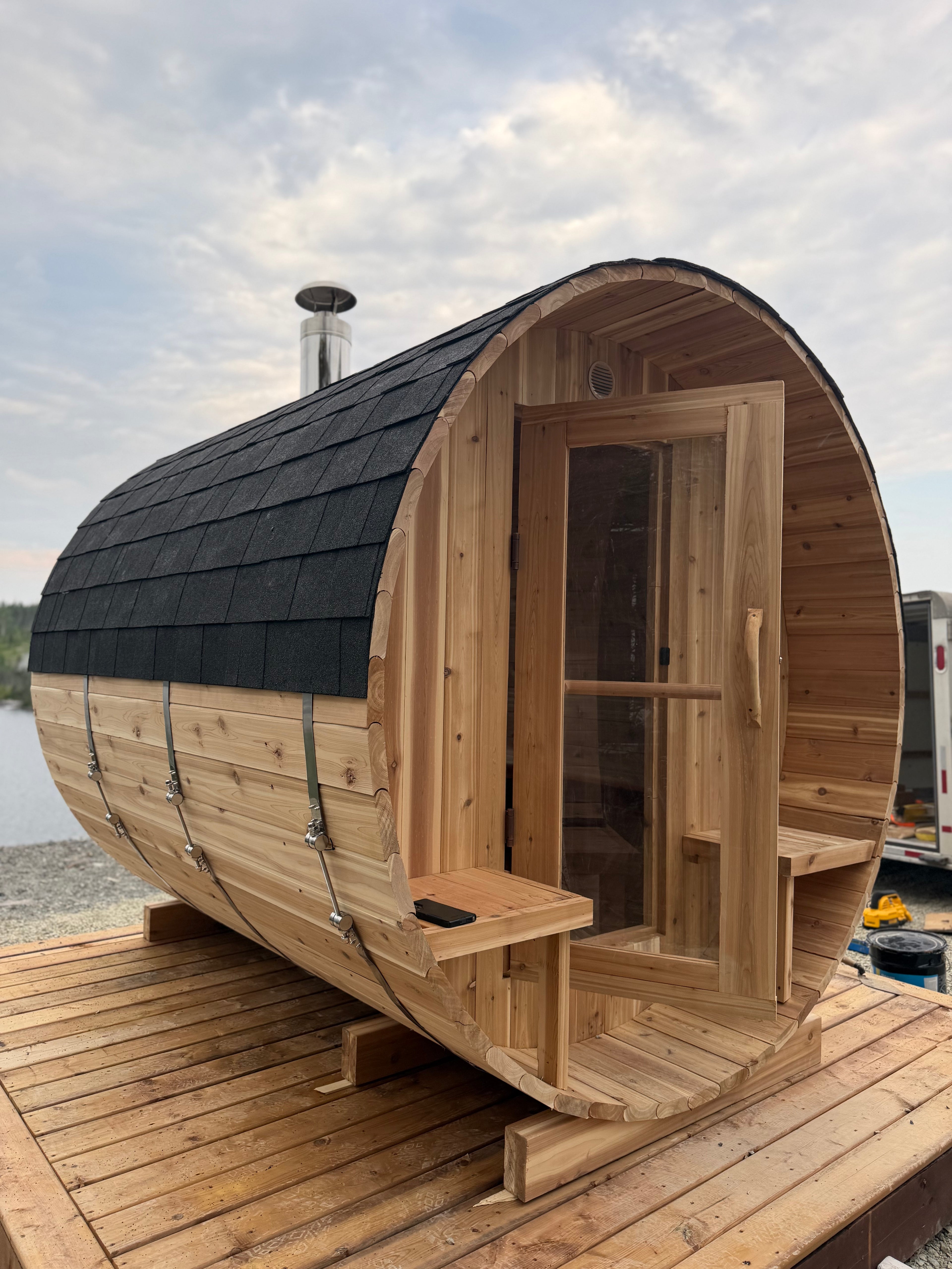 Barrel Sauna 7x8 With Porch 4 person