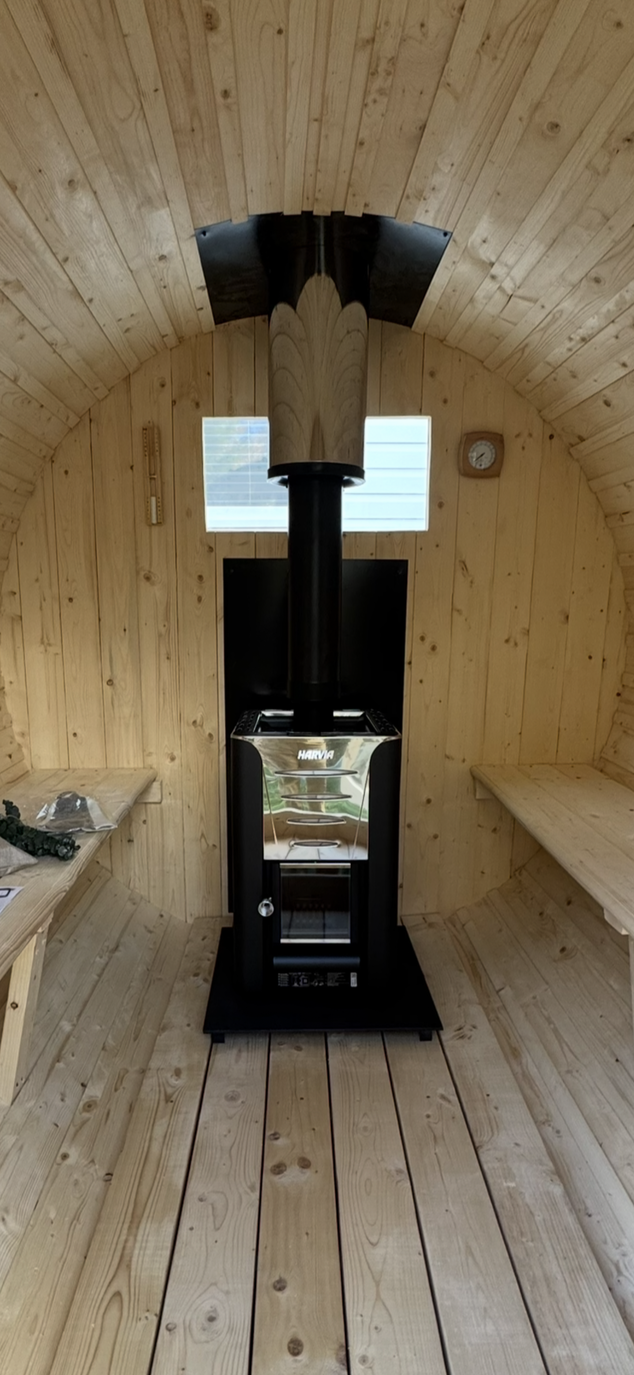 Barrel Sauna 7x8 With Porch 4 person